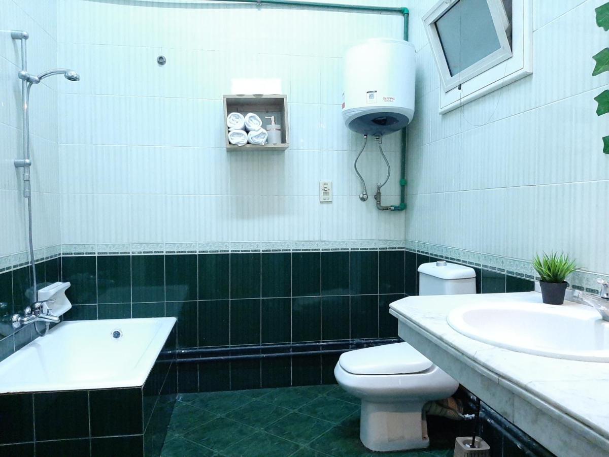 Royal Apartment In Talaat Harb Downtown Il Cairo Esterno foto